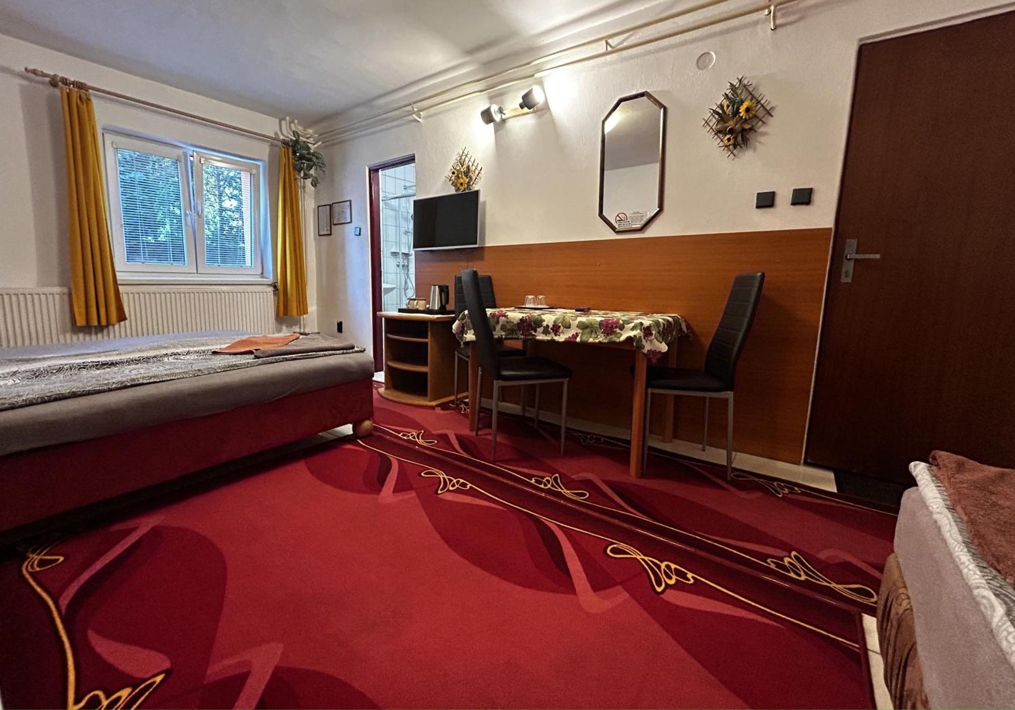 Hotel Penzión Rozália Košice Exterior foto