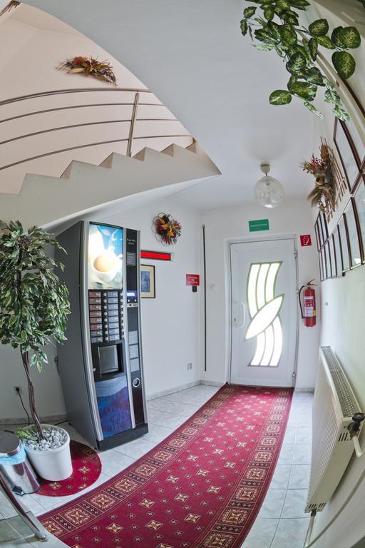 Hotel Penzión Rozália Košice Exterior foto
